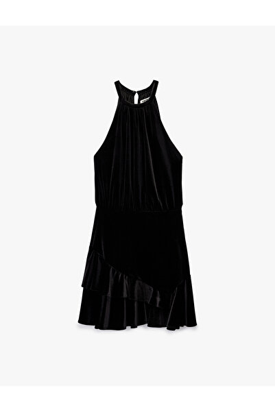 Koton Slim Fit Kolsuz Fırfırlı Halter Yaka Kadife Mini Elbise