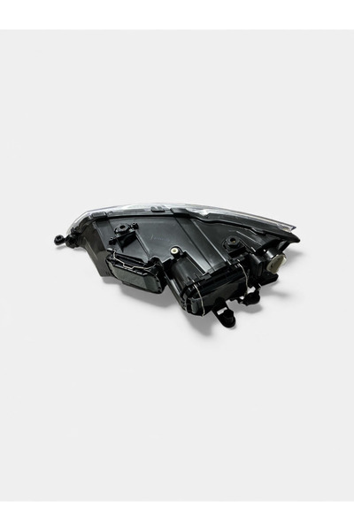 Depo SEAT LEON ÖN SAĞ FAR 2013 VE SONRASI