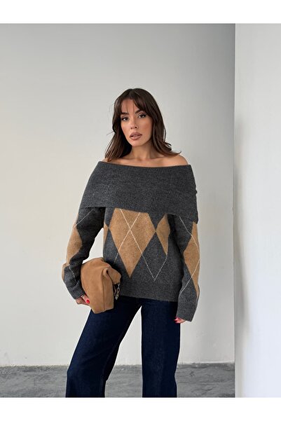 mydukkan.co سترة مادونا ذات الياقة ذات النقشة البقلاوية