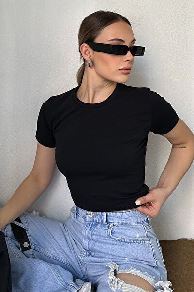 Trend Alaçatı Stili Kadın Siyah Kısa Kollu Fitilli Crop Bluz V00001-C
