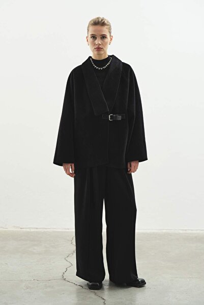 Hooopstore معطف أسود مع مشبك حزام