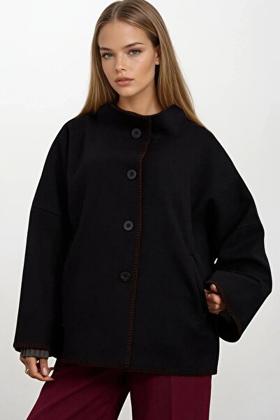 Trend Alaçatı Stili Kadın Siyah Düğmeli Geniş Kollu Kontrast Dikişli Yırtmaçl...