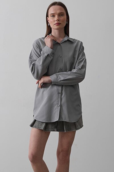 Trend Alaçatı Stili Kadın Gri Uzun Kol Oversize Gömlek Vs00542