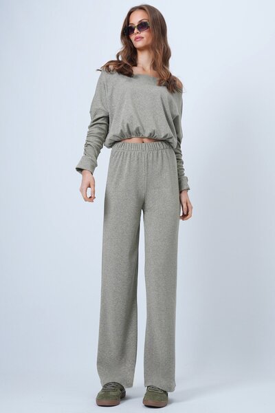 Trend Alaçatı Stili Women's Silvery Beige Boat Neck Silvery Sleeves Ruched De...