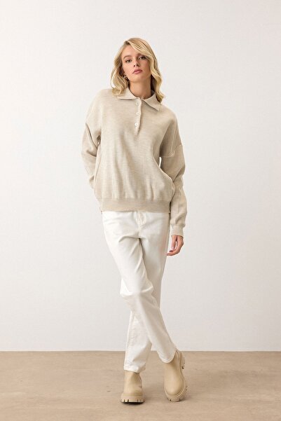 Trend Alaçatı Stili Kadın Bej Polo Yaka Düğmeli Triko Kazak Vs00919