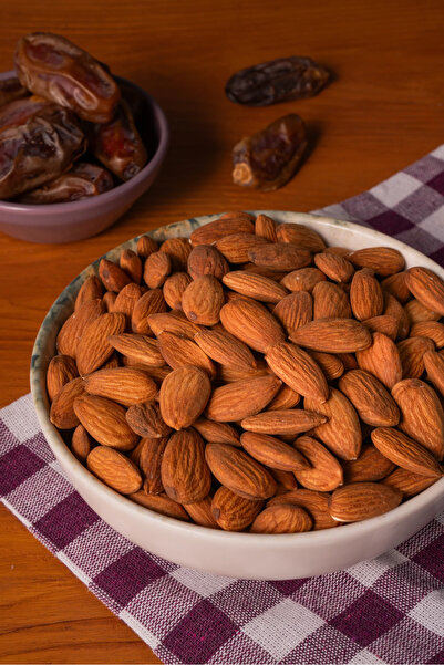 lüks kuruyemiş Çiğ Badem 500 Gr