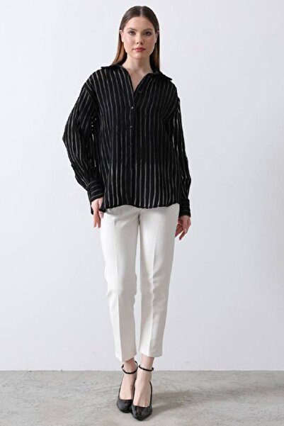 Trend Alaçatı Stili Cămașă oversize cu mânecă lungă cu dungi negre pentru femei Vs00797