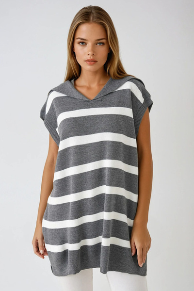 Trend Alaçatı Stili Women's Gray Striped Low Sleeve Polo Neck Knitwear Sweater Vs01440