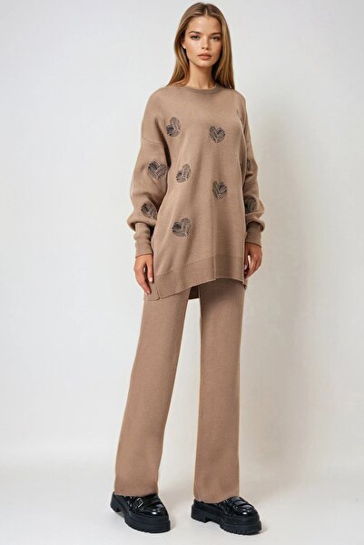 VAGGON Women's Biscuit Heart Patterned Knitwear Sweater and Straight-Leg Pant...