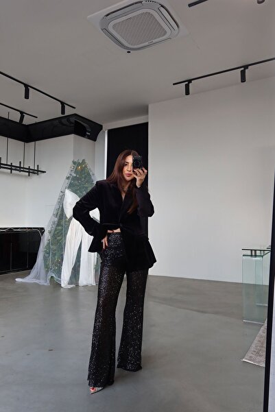 Özge Özgenç Pul Payetli İspanyol Paça Pantolon