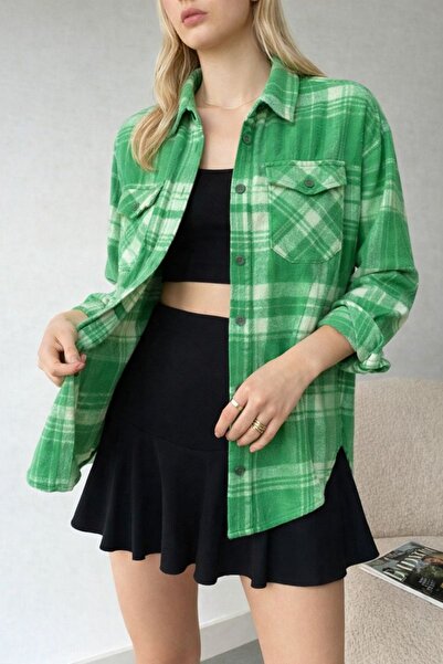 MAMAYAGA Women's Pattern Block Lumberjack Oversized Loose and Wide Fit Casual Pocket Collared Jacket Shirt