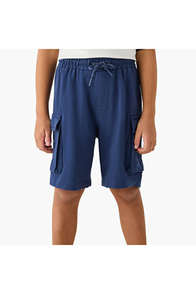 XYZ Solid Shorts with Drawstring Closure and Pockets