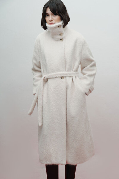 Hooopstore Oversized Mock Neck Ecru Coat