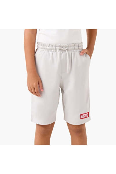 Marvel شورت بتفاصيل تطريز مع رباط للإغلاق وجيوب