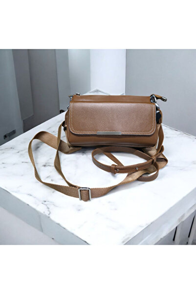 valentina victoria جلد طبيعي مع العديد من الأقسام. حقيبة كروس بودي بمقبضين مخ...