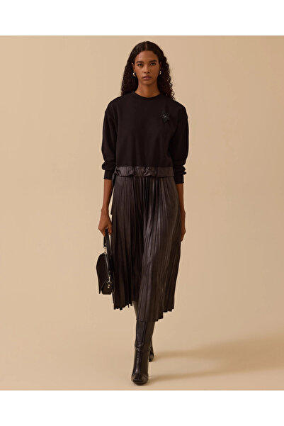 SEÇİL TAŞ DETAYLI SUNİ DERİ PİLİSELİ ELBİSE