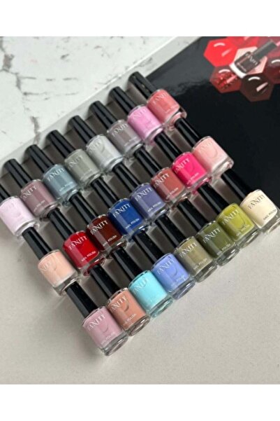 Vanity مجموعة طلاء أظافر مكونة من 24 قطعة متعددة الألوان