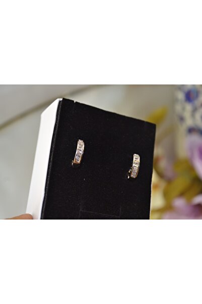 Poyi Aksesuar Silver Color Vip Baguette Stone Earrings