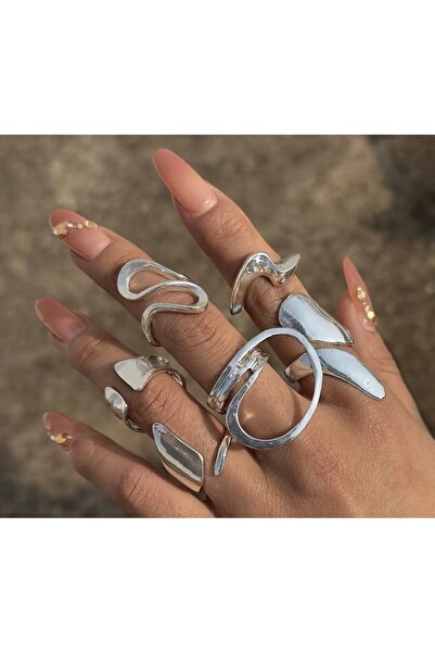 La Saade مجموعة خواتم أيقونية - تصميم عصري قابل للتعديل بألوان فضية متعددة مج...