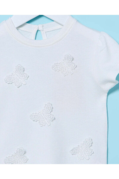 REDTAG تي شيرت مزين باللون العاجي للبنات الرضع