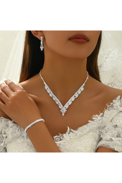 Choice 80820101 طقم مجوهرات نسائي أنيق مرصع بأحجار الراين اللامعة، يتضمن أقرا...