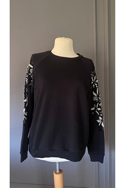 Kübra Tekin İşlemeli Özel Tasarım siyah Sweatshirt