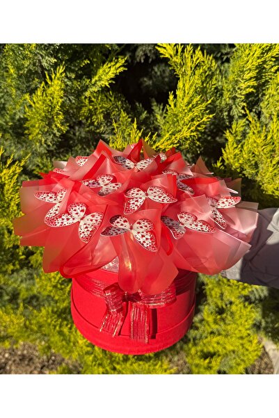 Bella Flora NOT YAZILIR Led Işıklı Kırmızı Kutuda Kelebek Buketi Yılbaşı Doğu...