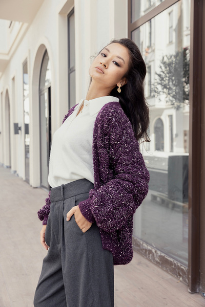 Avrile UZUN KOLLU HIRKA