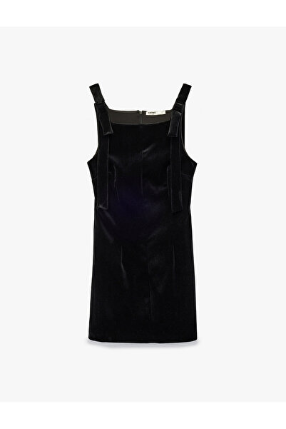 Koton Kare Yaka Kolsuz Fiyonk Detaylı Mini Kadife Elbise