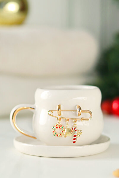 ada mia seramik Handmade Ceramic Cup with 24K Gold Decorated with New Year Charm Concept 200ml