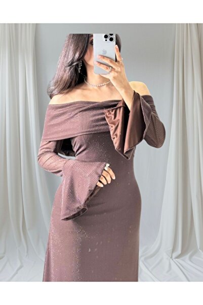 MAIN DRESS فستان سهره تلال النجوم باكمام كيب ملكيه