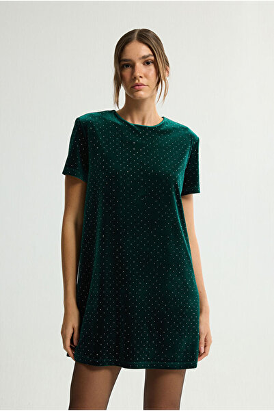 Love My Body Taş Detaylı Kısa Kollu Kadife Elbise