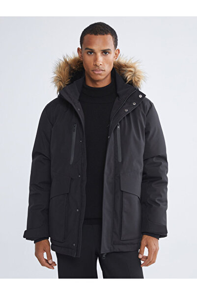 LC Waikiki Lcw Visionblack Standard Fit Fur Hooded Men's Coat