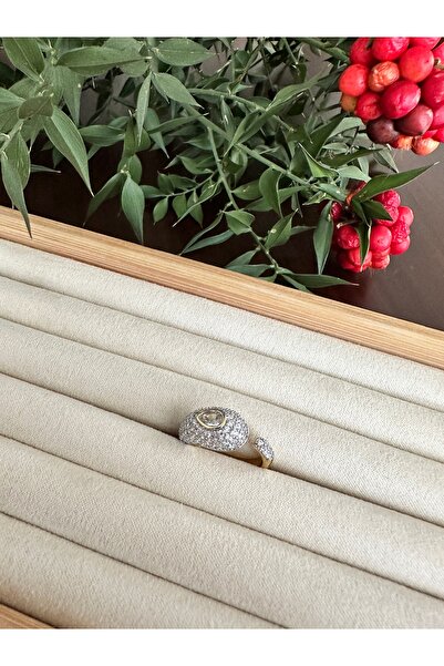 ringbox خاتم من الأحجار الكريمة ذو اللونين