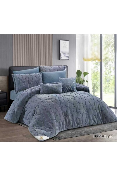 miral Winter double bed set with an attractive design that makes you feel warm and comfortable. 8 pieces, 240*260 cm