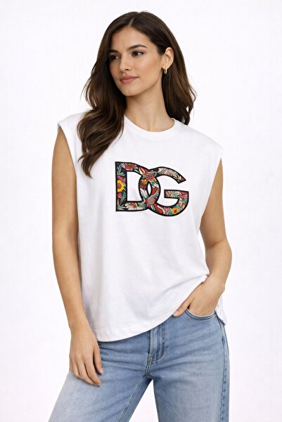 top Women's white sleeveless top