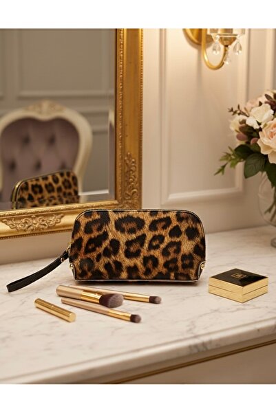 HYPERMERT Leopard Patterned Zippered Women's Hand Wallet – Faux Leather