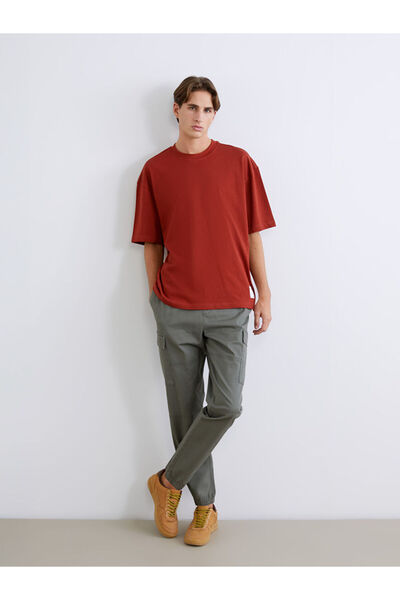 LC Waikiki Pantaloni pentru bărbați din gabardină StandardFit, Sparkling Choi...