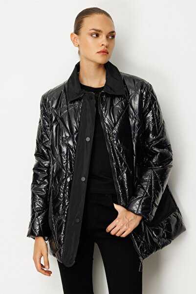 Rain and River PARLAK ÇITÇIT DETAYLI BÜYÜK BEDEN KAPİTONE KABAN