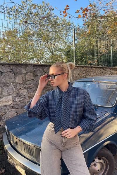 My Blog Koyu Lacivert Fular Bağlamalı Gömlek - 0743