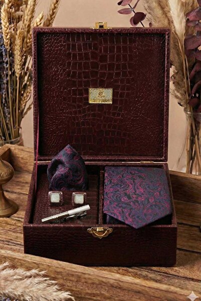 Kravatkolik Cutie cadou pentru bărbați Burgundy - Cravată cu batistă, butoni, agrafă pentru cravată KMK96