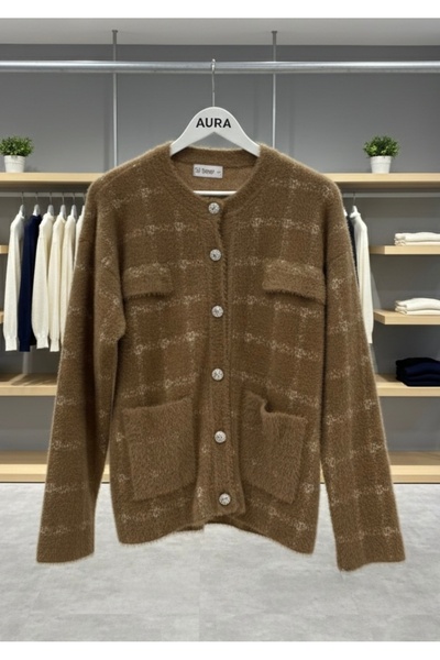 AURA Taş Düme Detaylı Sütlü Kahve Peluş Hırka