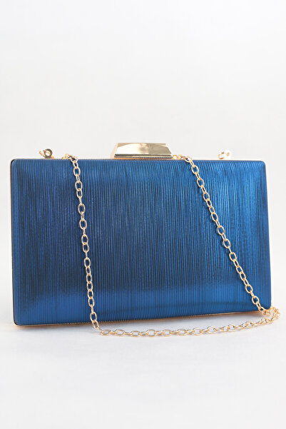 Trend Land Blue clutch with pearly look