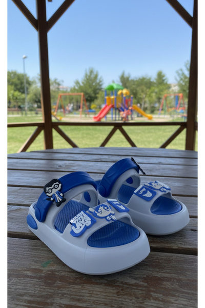 Hızlı Al شباشب وصنادل للأولاد. نعال صندل للأولاد بنعل ناعم للبحر وحمام السباح...