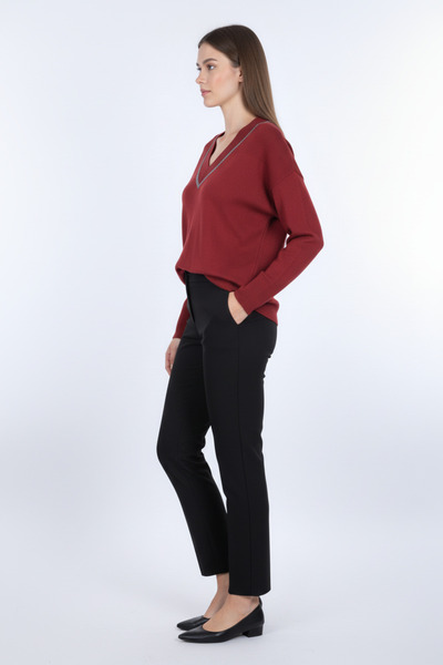 ON بلوفر محبوك برقبة على شكل حرف V