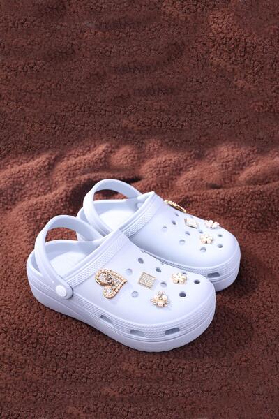 Papuçsepeti Shoe Basket Rhinestoned Thick Sole Women's Pool/Beach/Garden Slippers Sandals