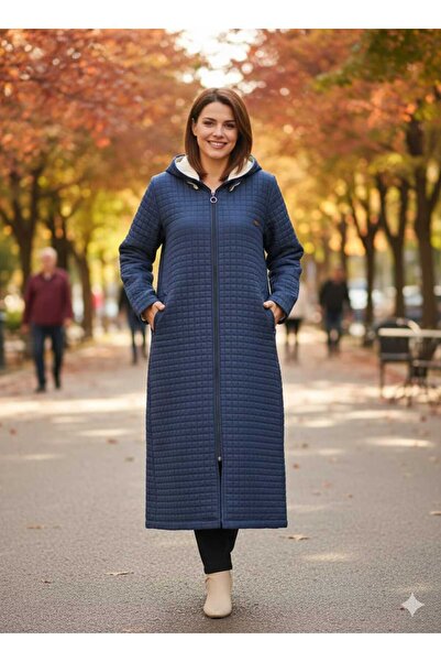 Hakko Navy Blue Hooded Coat with Fur Inside
