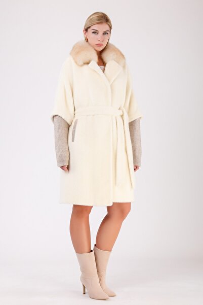 Leather Club Ekru Hakiki Deri Aksesuarlı Yün Kaban