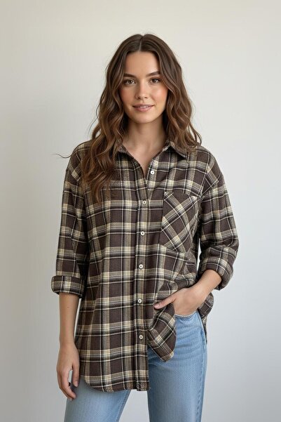 RB CLUB Women's Plaid Pattern Shirt Brown