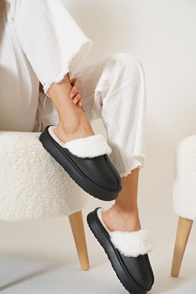 Pierre Cardin 55332 Women's Plush Comfortable Lightweight Sole Closed-Front Slippers